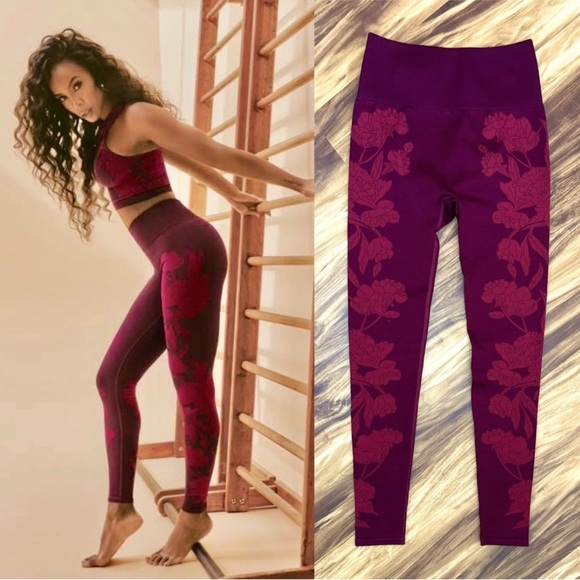 Fabletics Seamless Floral Leggings - Picture 1 of 5